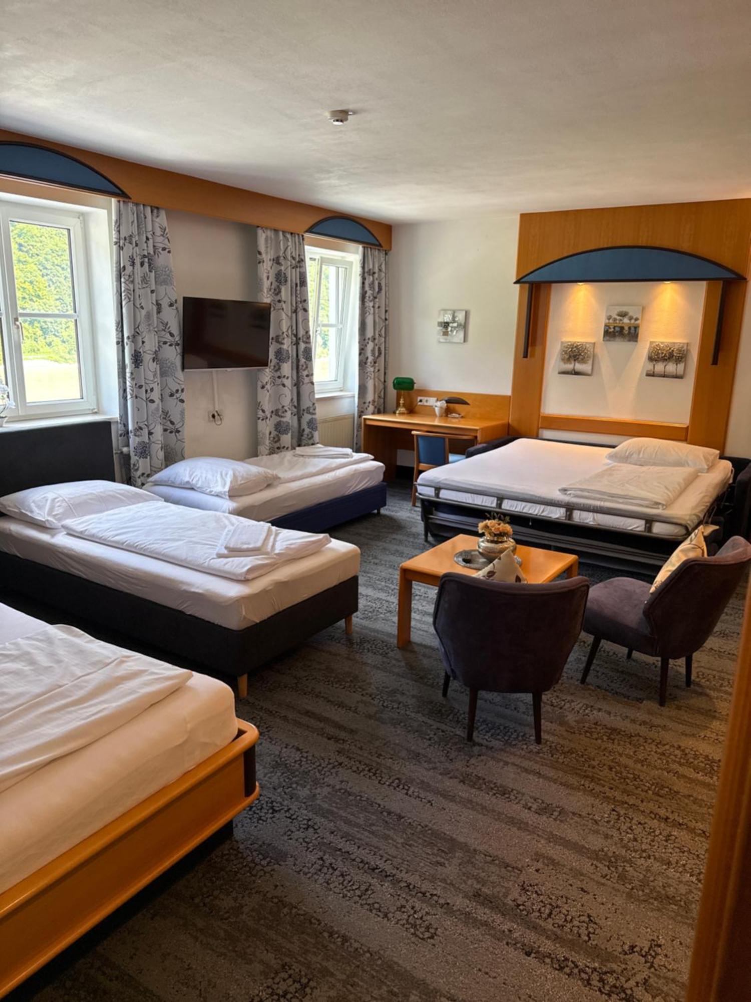 Goldenes Schiff Hotel 3*